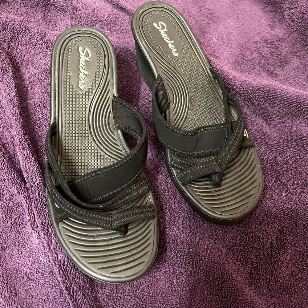 Skechers Rumblers brand new, black